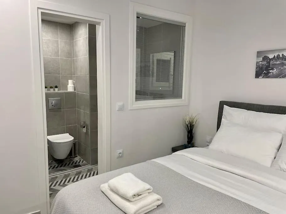 The Grεεn Apartment Szaloniki 0*,  Görögország